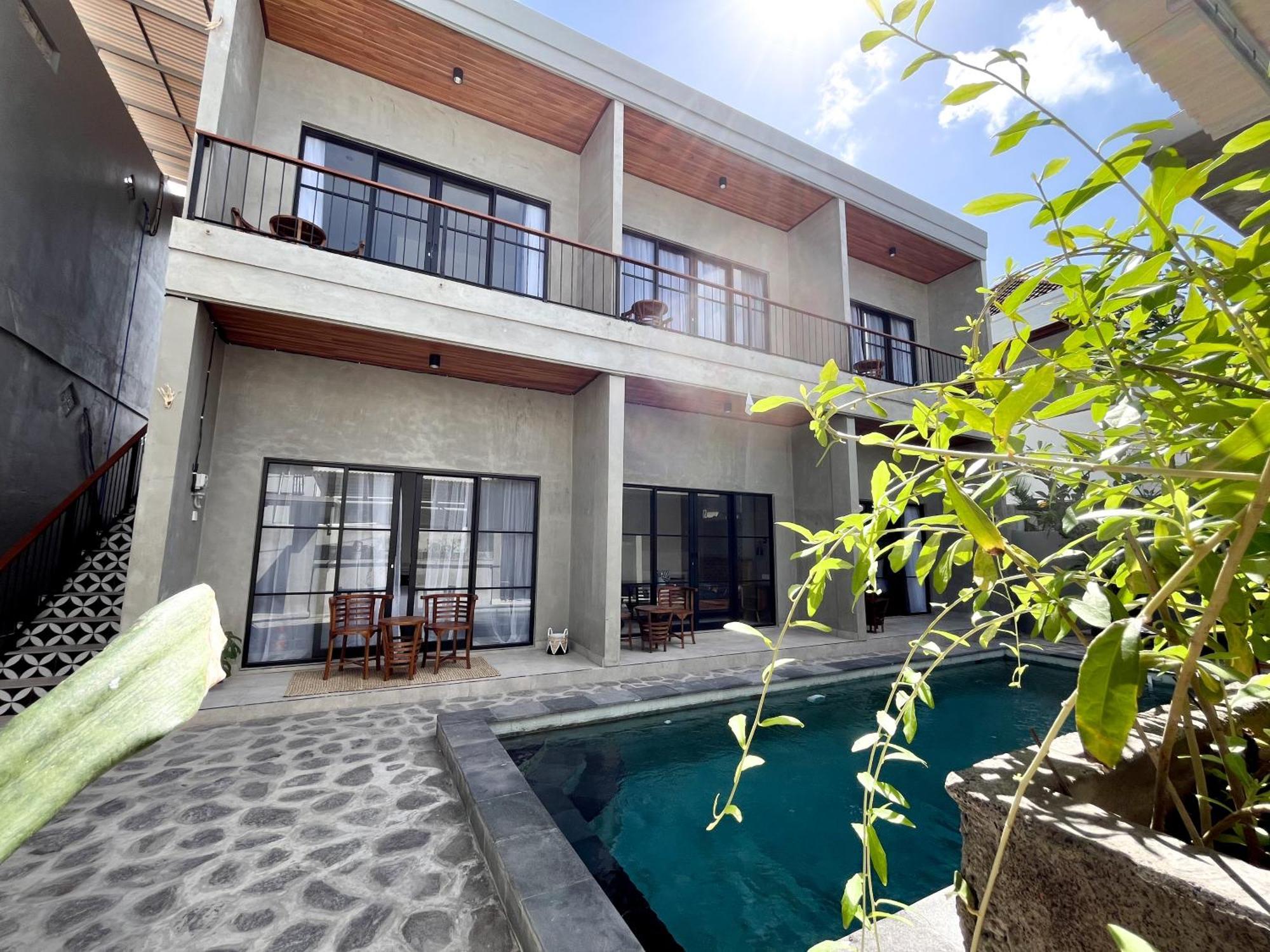 Adi Surya Guest House Seminyak Exterior foto